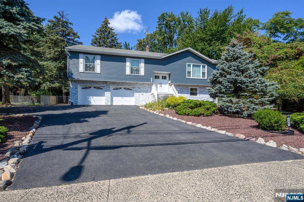 Verona, NJ 07044,280 Grove AVE