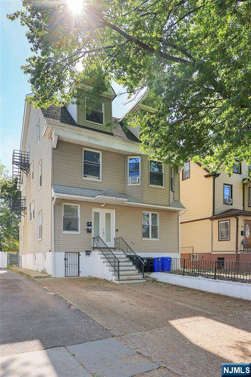 East Orange, NJ 07018,60 Amherst ST