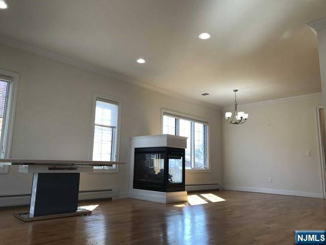 Fort Lee, NJ 07024,448 North AVE #A