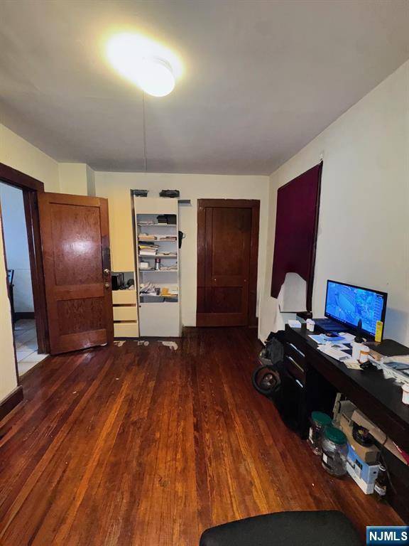 Irvington, NJ 07111,30 Harding TER