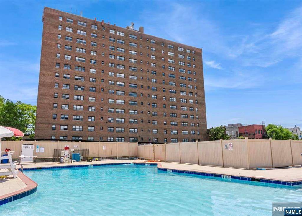 Bayonne, NJ 07002,1225 #14i John F Kennedy