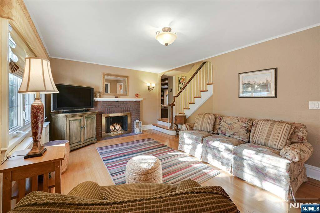 Demarest, NJ 07627,20 Northwood AVE