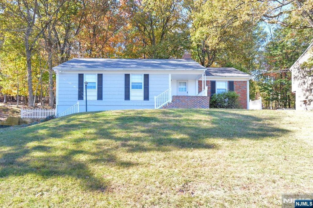 North Haledon, NJ 07508,207 Degray ST