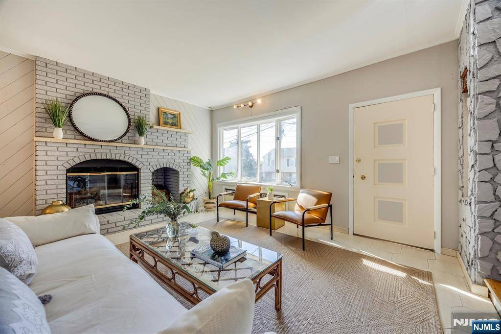 Rutherford, NJ 07070,65 E Gouverneur AVE