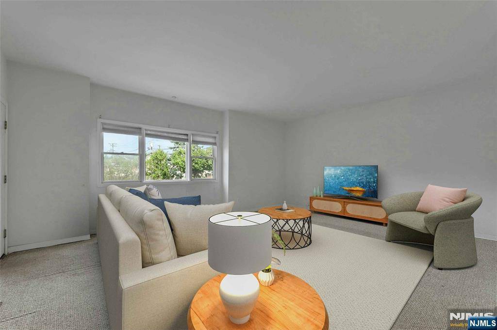 Saddle Brook, NJ 07663,485 Saddle River RD #1