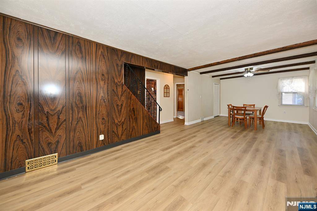 Maywood, NJ 07607,642 Spring Valley RD