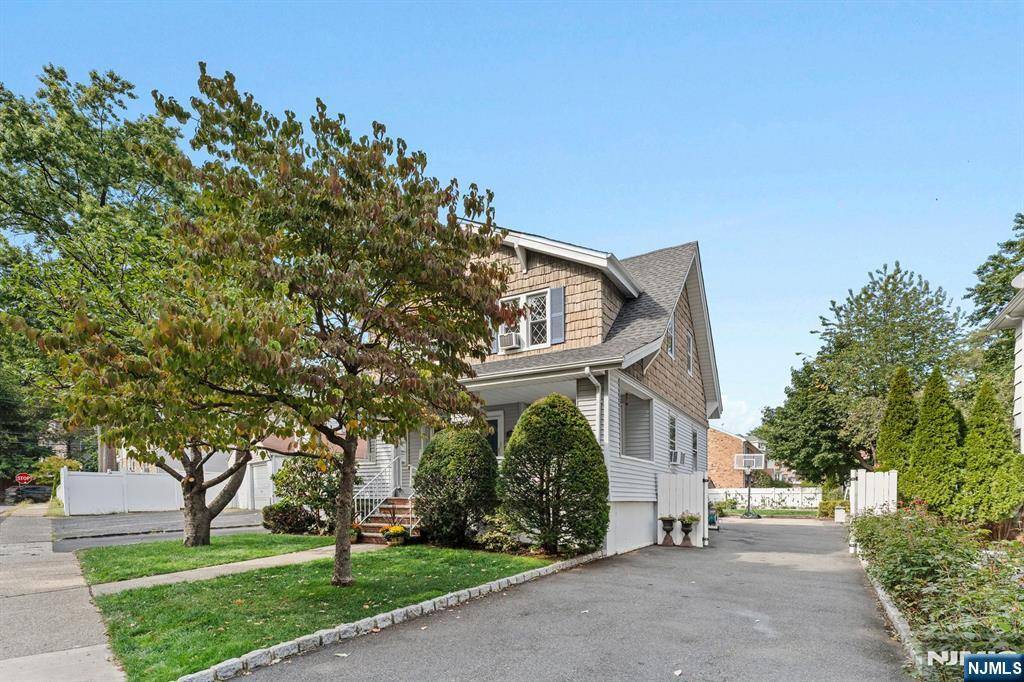 Bogota, NJ 07603,255 Henry ST