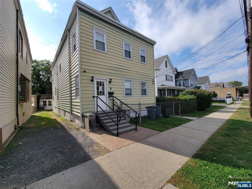 Clifton, NJ 07011,5 Madison AVE