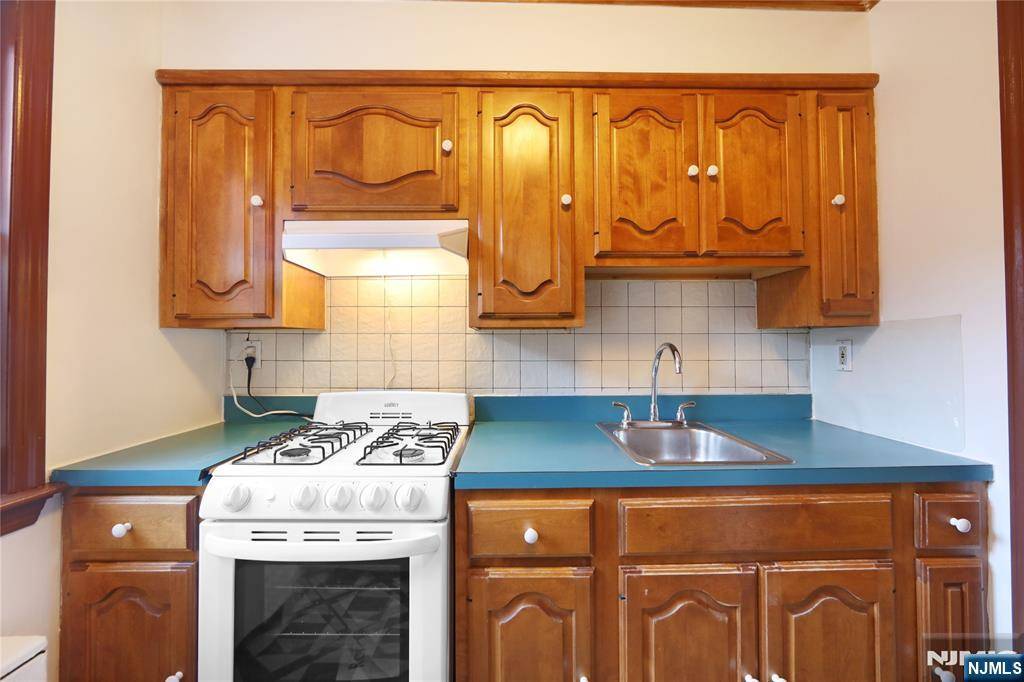 Fort Lee, NJ 07024,2329 Hudson TER #E7