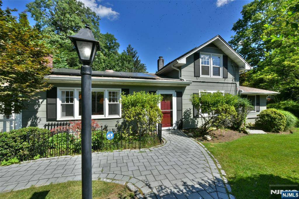 Ramsey, NJ 07446,161 Crescent AVE