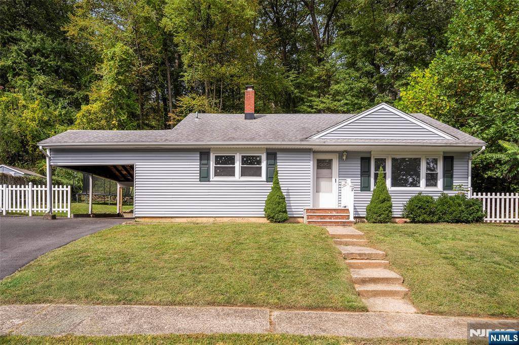 Denville Township, NJ 07834,17 Freeman AVE