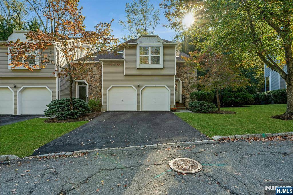 Rockaway Township, NJ 07866,8 Rebecca LN