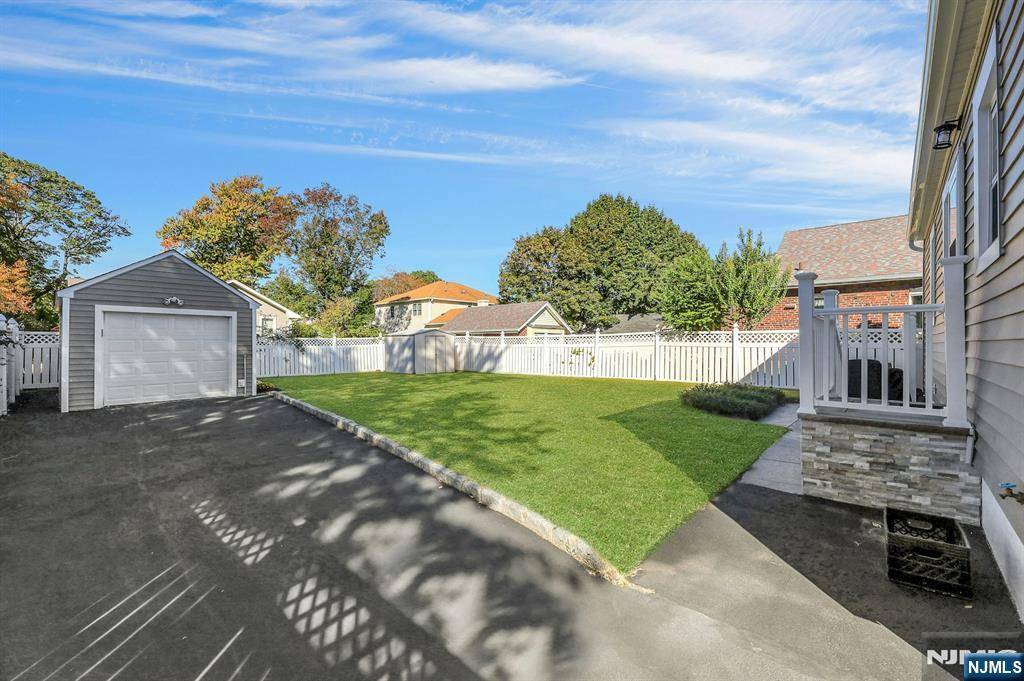 New Milford, NJ 07646,692 Berkley ST
