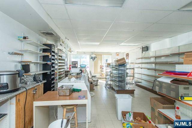 Fairfield, NJ 07004,435-437 Hollywood AVE #4