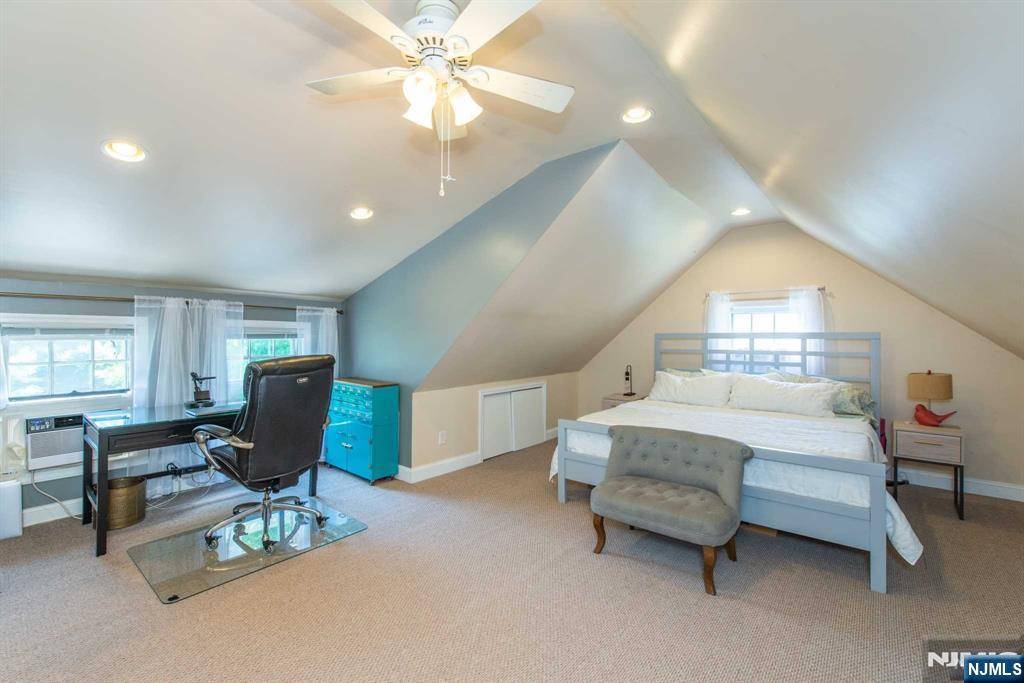 North Caldwell, NJ 07006,96 Grandview AVE #CH