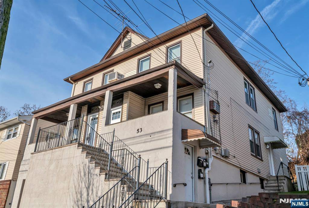 Nutley, NJ 07110,51 Saint Marys PL