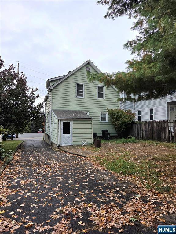 Wallington, NJ 07057,87 Midland AVE