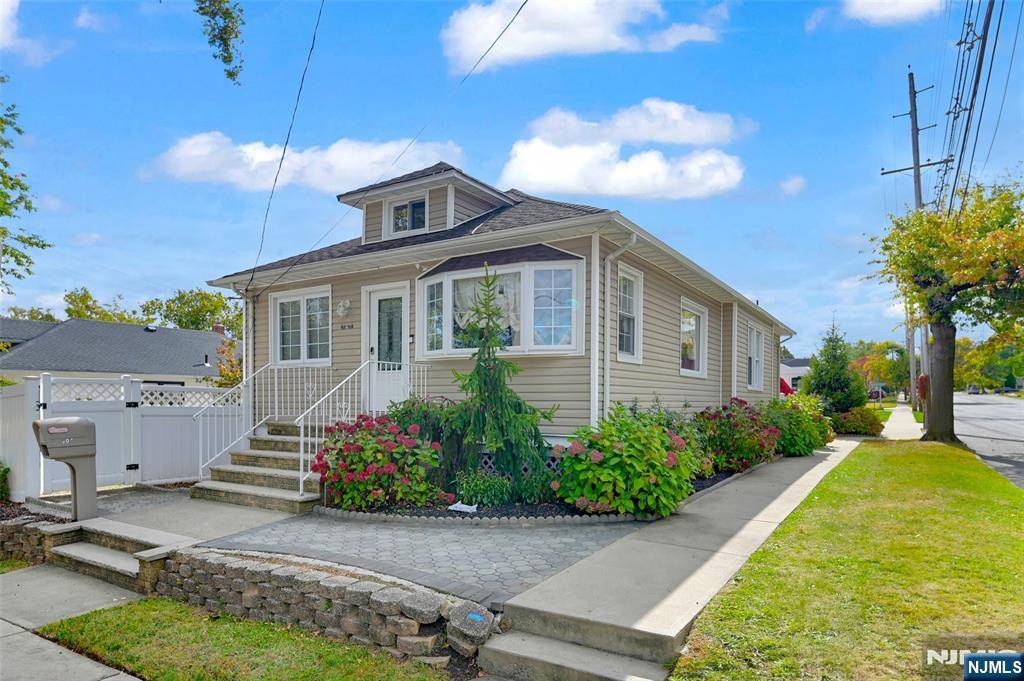 Paterson, NJ 07502,203-207 Burlington AVE