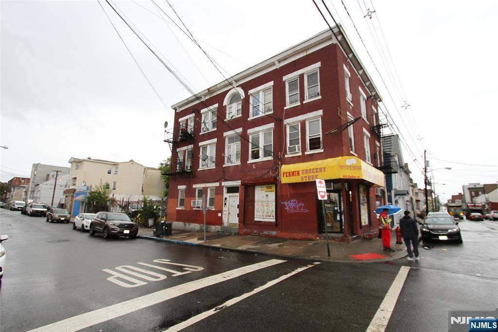 Paterson, NJ 07501,502 Summer ST