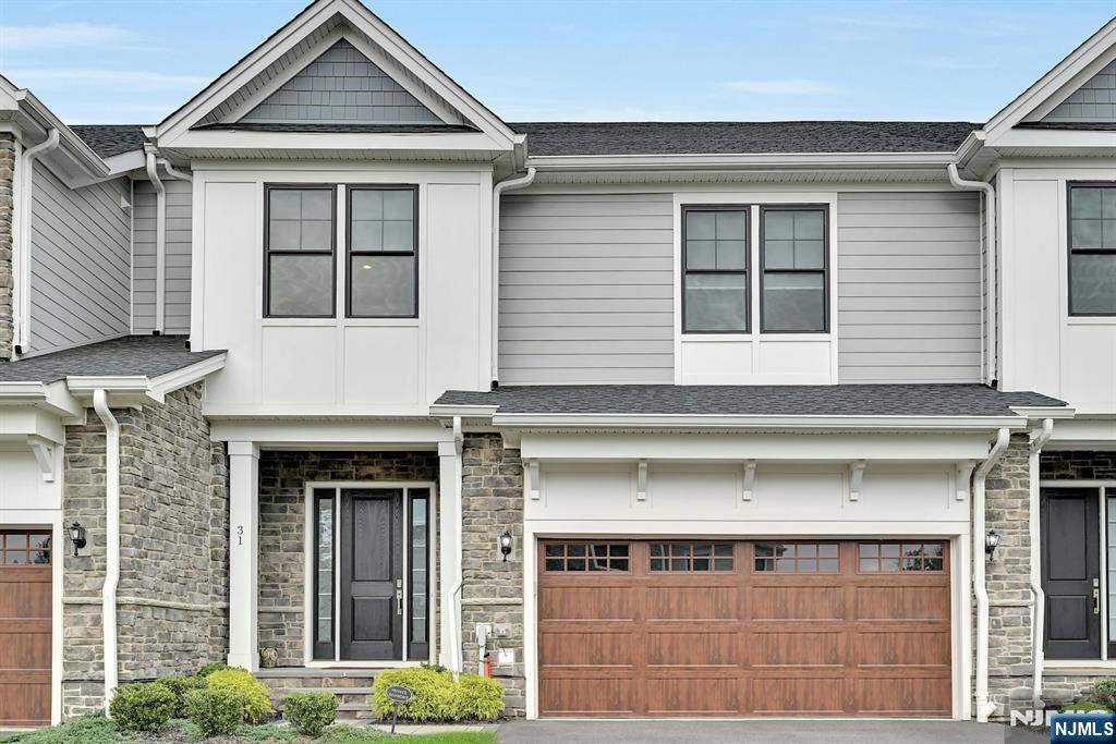 River Vale, NJ 07675,31 St Andrews CIR