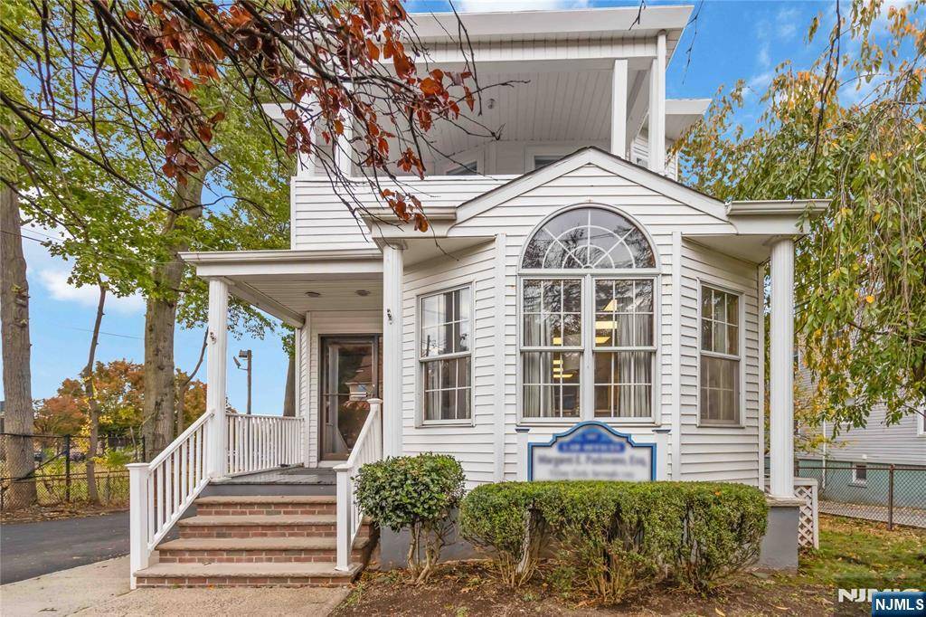 West Orange, NJ 07052,107 Main ST