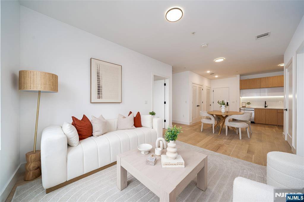 Union City, NJ 07087,649 38th ST #PH509