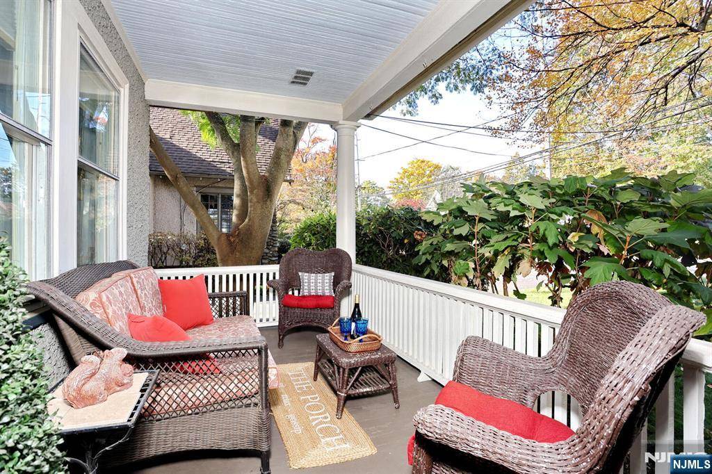 Glen Rock, NJ 07452,471 S Maple AVE