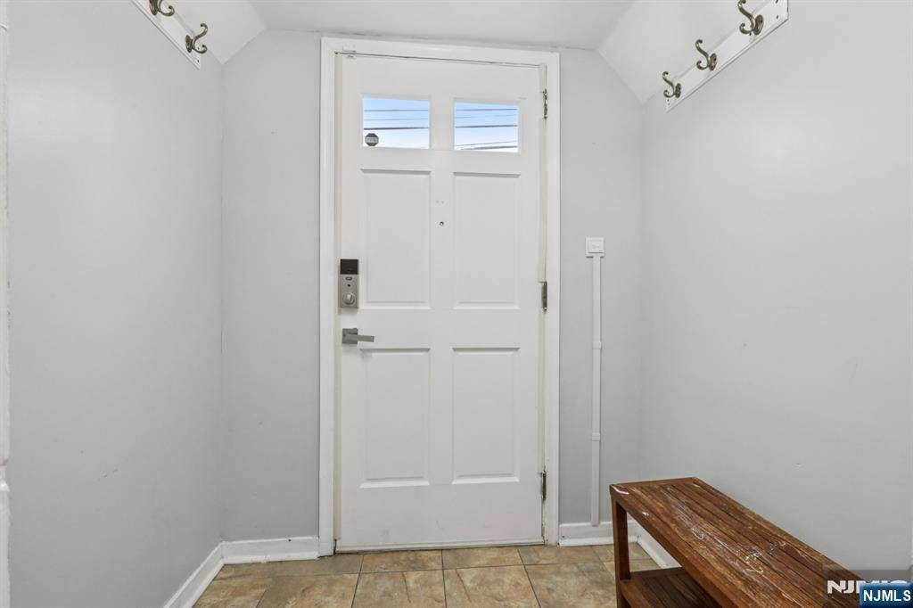 Ridgefield Park, NJ 07660,56 Gordon ST