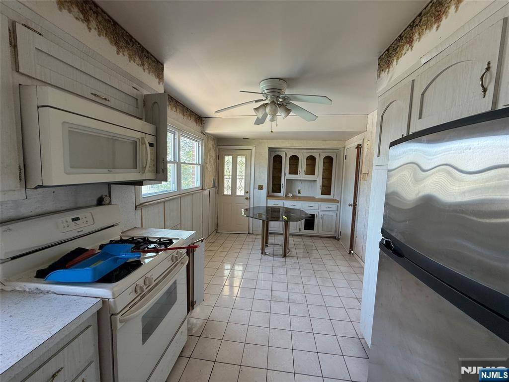 Wood Ridge, NJ 07075,206 Columbia ST