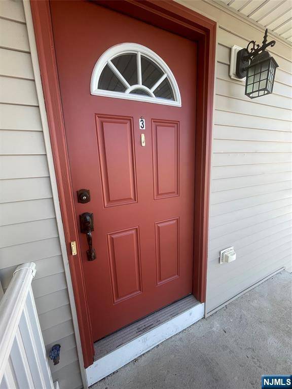 Wanaque, NJ 07420,1019 Ringwood AVE #3