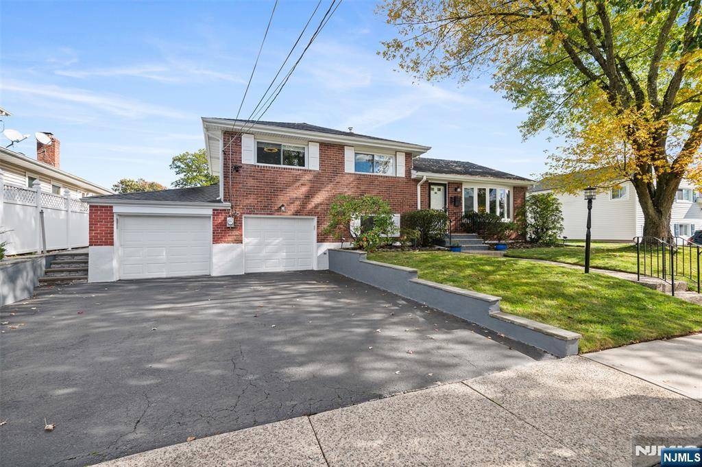 Dumont, NJ 07628,59 Hazel ST