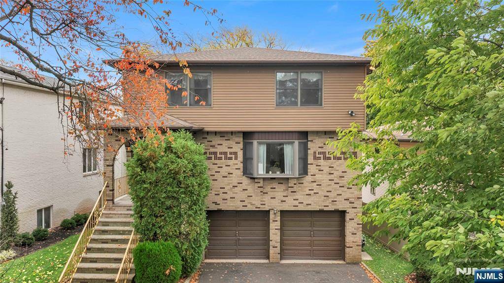 Ridgefield, NJ 07657,468 Morse AVE