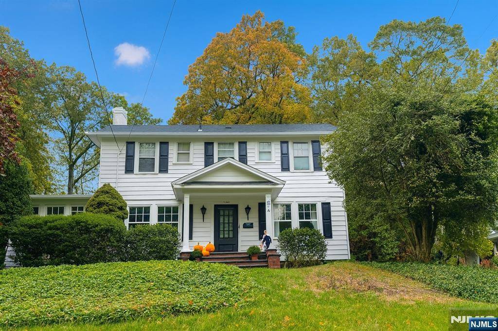 Ridgewood, NJ 07450,506 Morningside RD