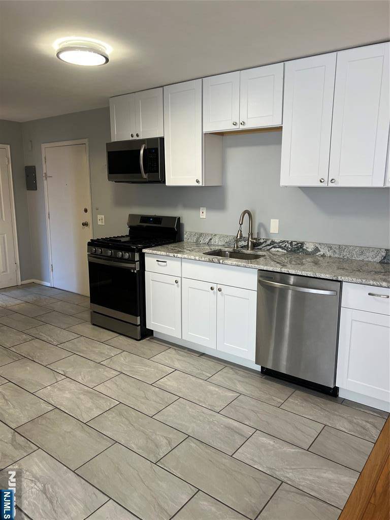 Belleville, NJ 07109,59-61 Brighton #5