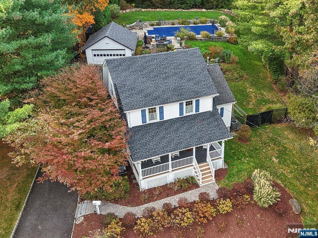 Ridgewood, NJ 07450,674 N Monroe ST