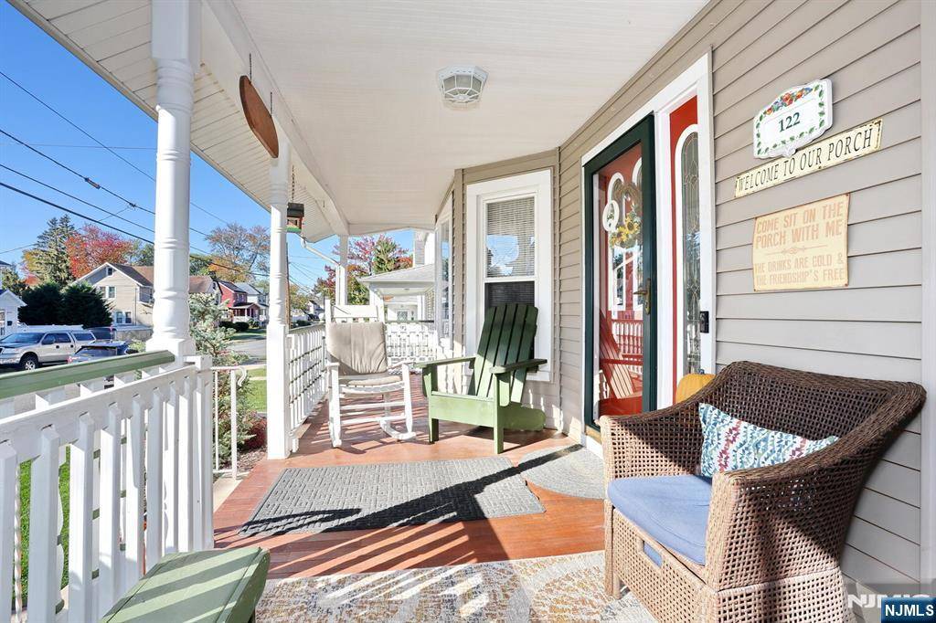 Dumont, NJ 07628,122 Quackenbush AVE