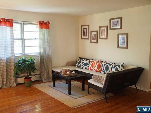 Dumont, NJ 07628,380 Knickerbocker RD #2E