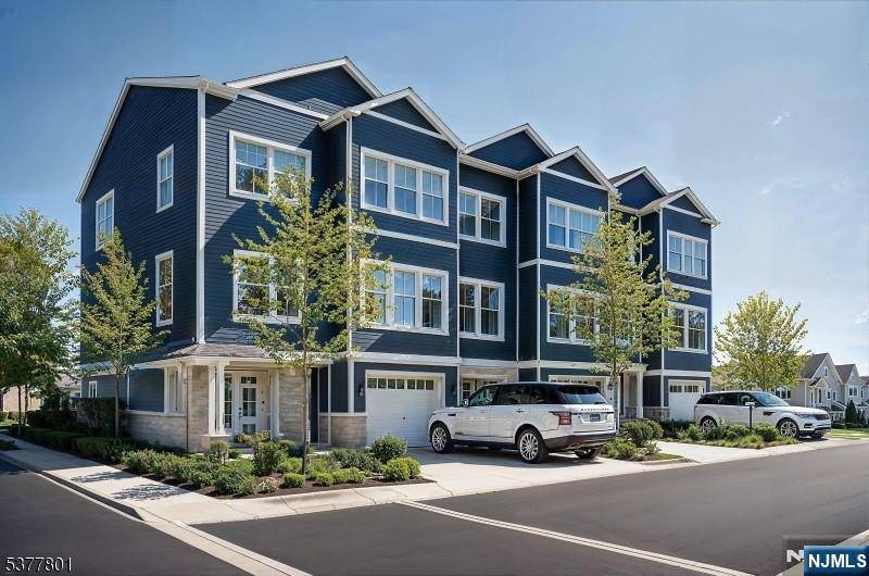 North Arlington, NJ 07031,184 Canterbury AVE