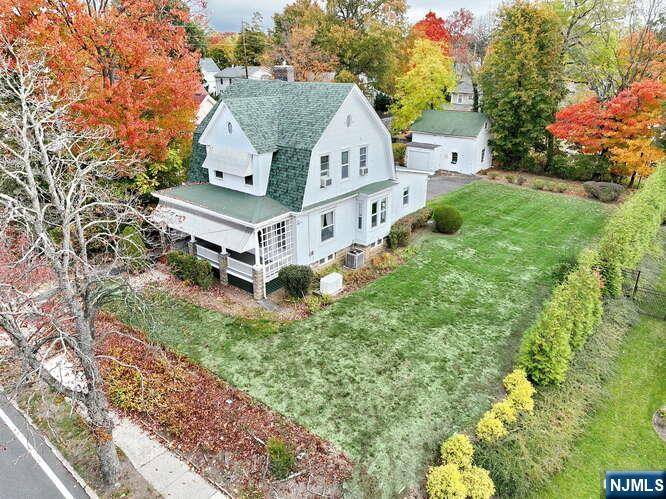 Hillsdale, NJ 07642,192 Broadway