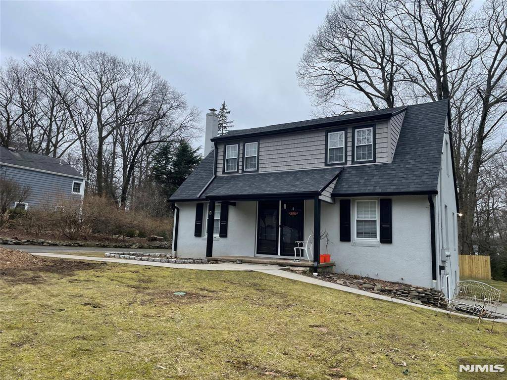 Upper Saddle River, NJ 07458,9 B Cottage LN #B