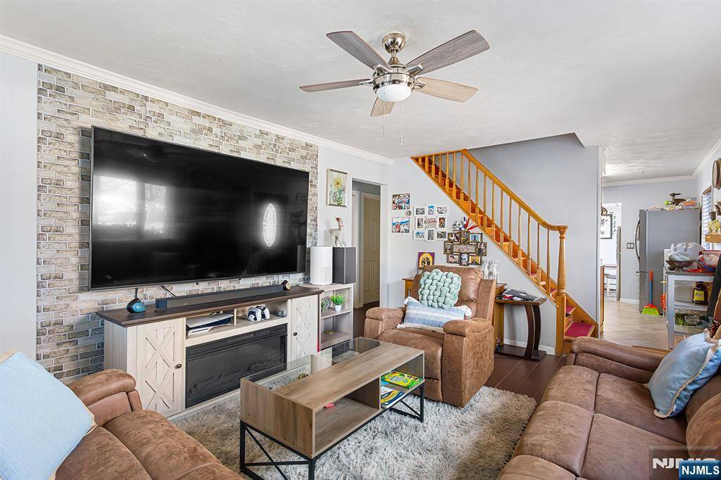 Pequannock Township, NJ 07444,26 Voorhis PL