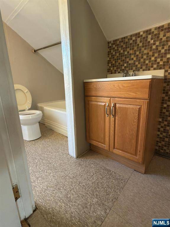 Irvington, NJ 07111,338 Union AVE