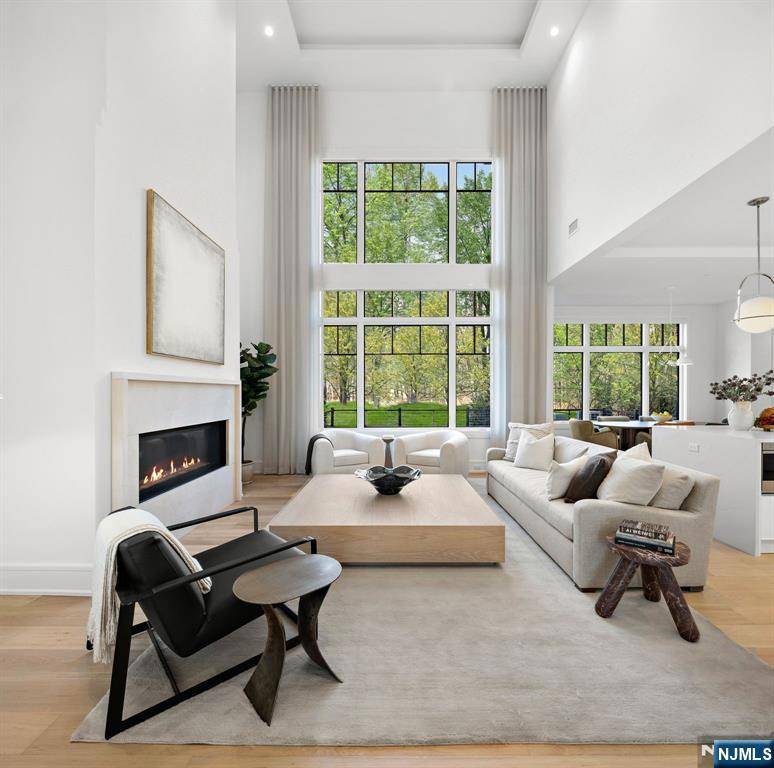 Demarest, NJ 07627,2 Stone Bridge CT