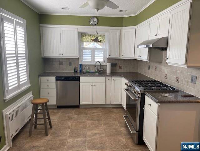 Clifton, NJ 07011,49 Hawthorne AVE