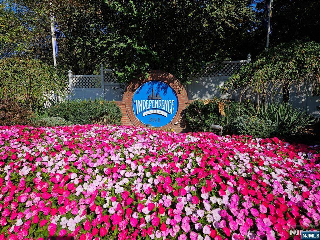 Edgewater, NJ 07020,603 Franklin CT #L603