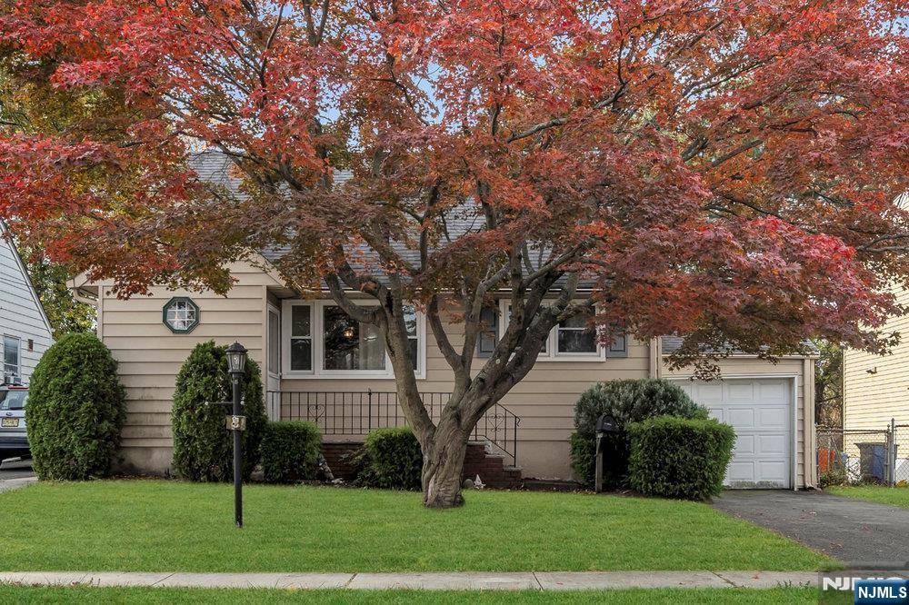 Clifton, NJ 07014,87 Dyer AVE