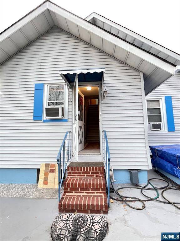 Lyndhurst, NJ 07071,50 Ridge RD #2