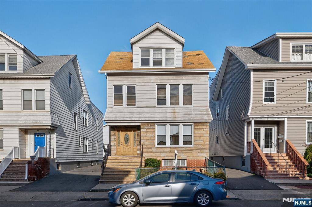 Irvington, NJ 07111,115 Paine AVE #2