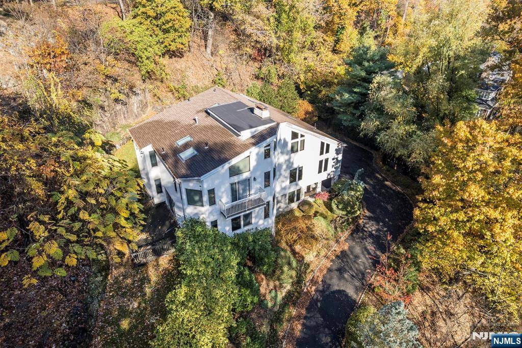 Montclair, NJ 07043,43 Bradford AVE