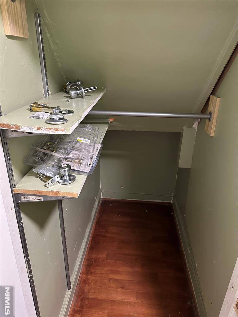 West Orange, NJ 07052,14 Fremont ST #2